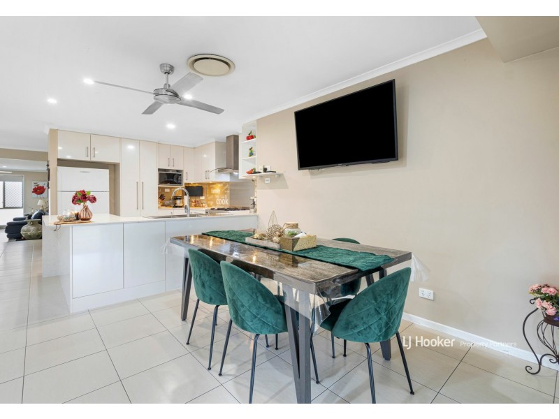 7 Oakview Street, Parkinson QLD 4115