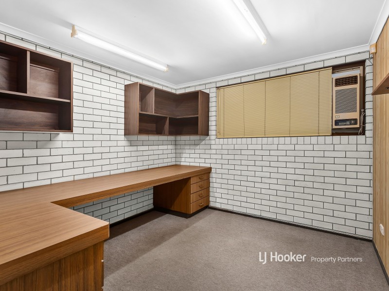 37 Veta Street, Robertson QLD 4109