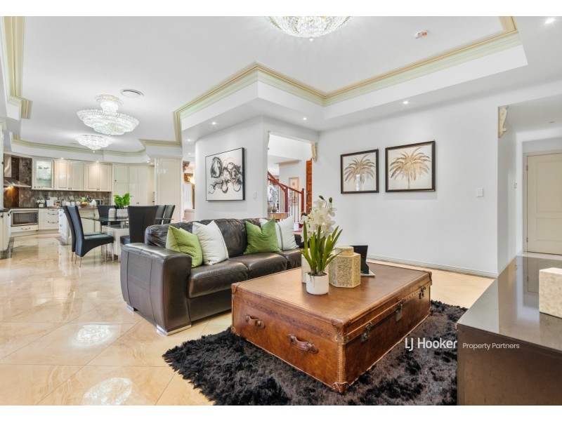 26 Beechwood Close, Stretton QLD 4116