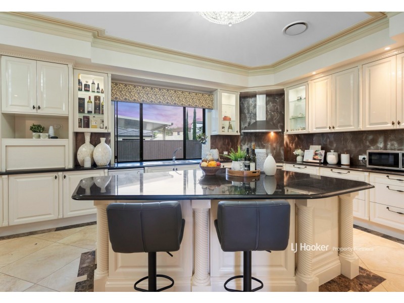 26 Beechwood Close, Stretton QLD 4116