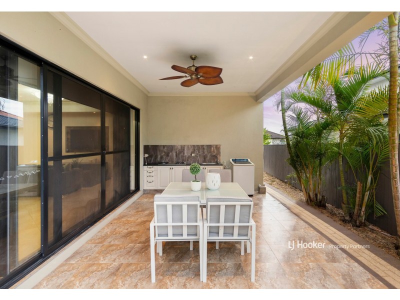 26 Beechwood Close, Stretton QLD 4116