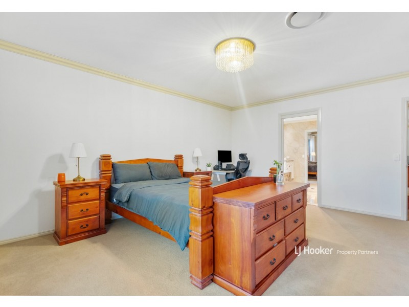 26 Beechwood Close, Stretton QLD 4116