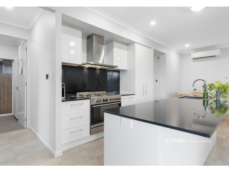 21 Applecross Place, Pallara QLD 4110