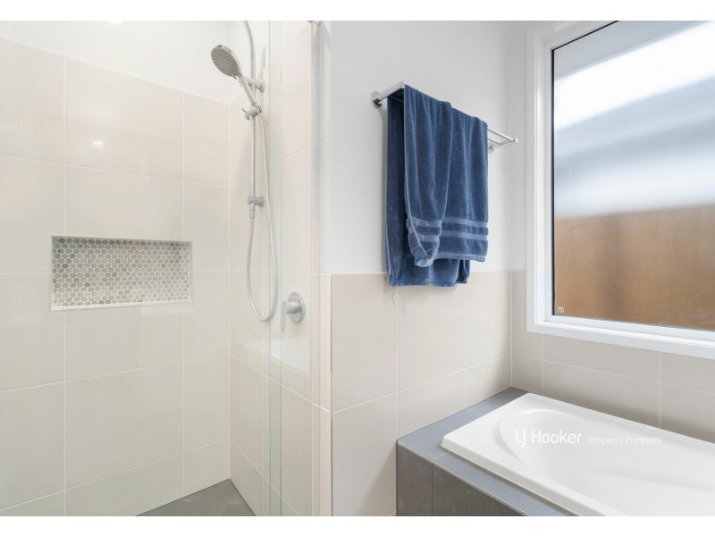 21 Applecross Place, Pallara QLD 4110