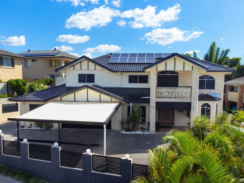 19 Taylor Place, Mackenzie QLD 4156