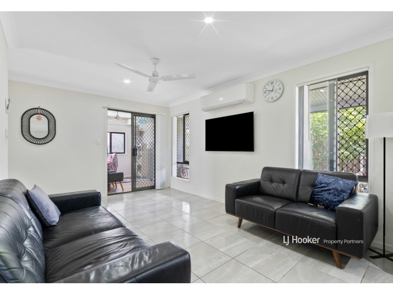 6 Grande Street, Hillcrest QLD 4118