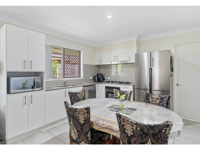 6 Grande Street, Hillcrest QLD 4118