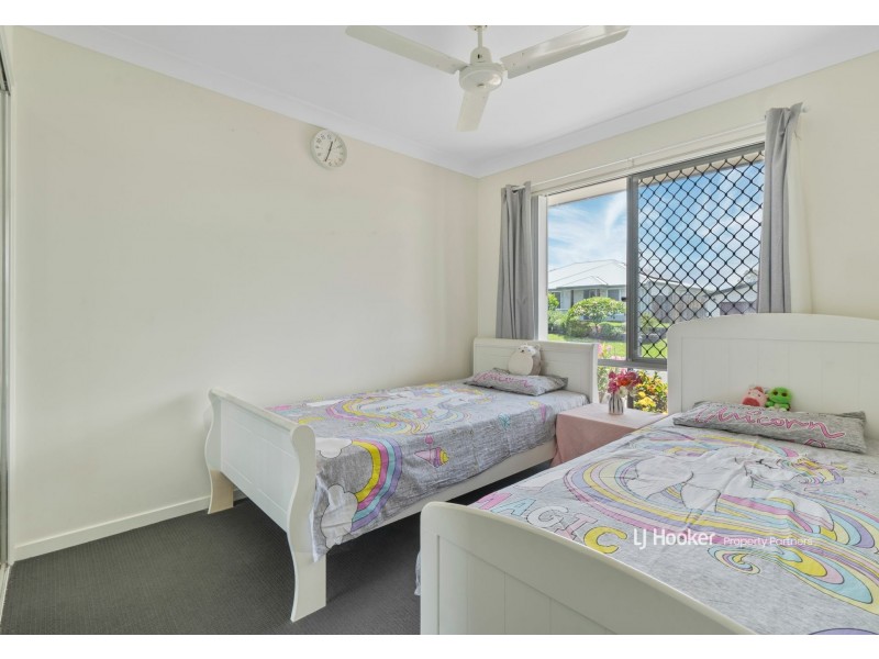 6 Grande Street, Hillcrest QLD 4118