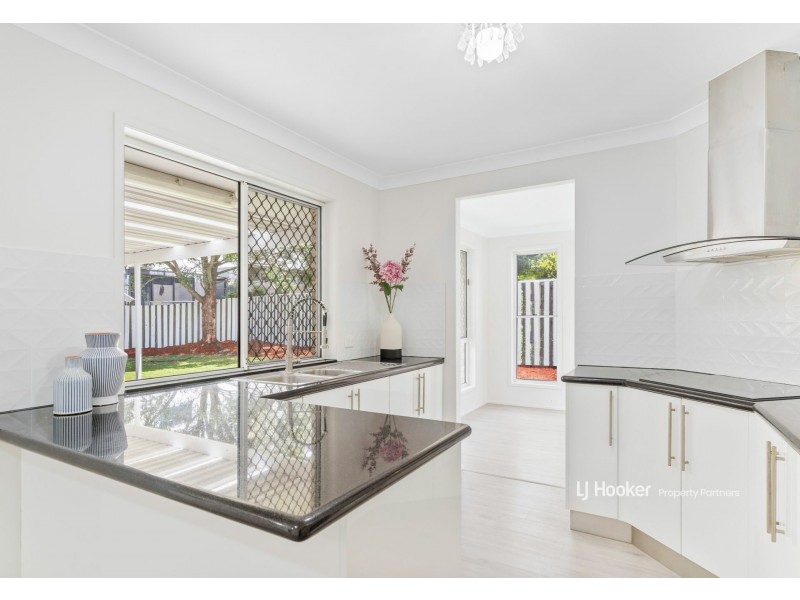 12 Housman Place, Calamvale QLD 4116