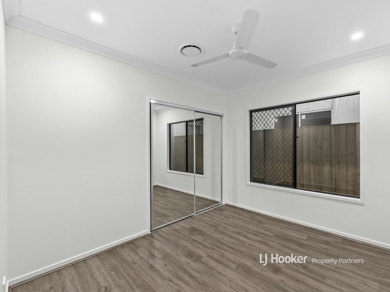 18 Doran Circuit, Park Ridge QLD 4125