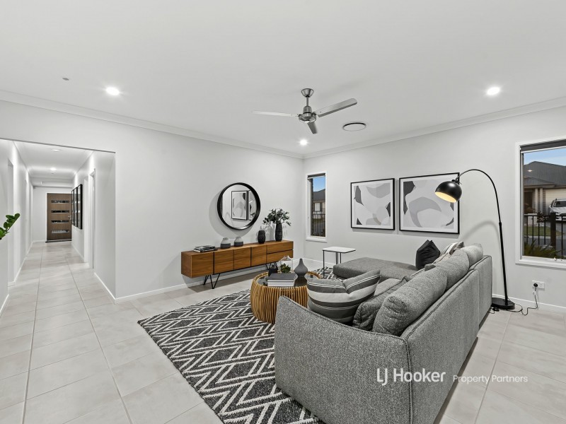 19 Cypress Street, Park Ridge QLD 4125