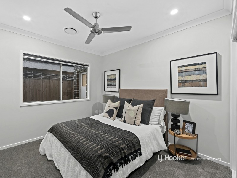 19 Cypress Street, Park Ridge QLD 4125