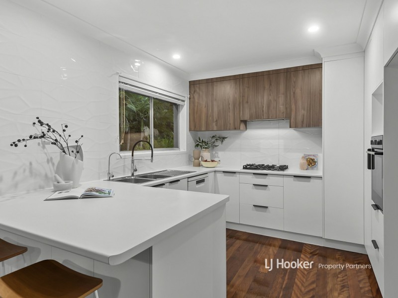 19 Raintree Street, Mansfield QLD 4122