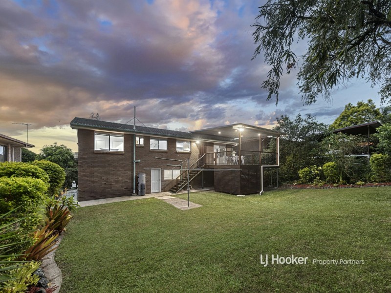 19 Raintree Street, Mansfield QLD 4122