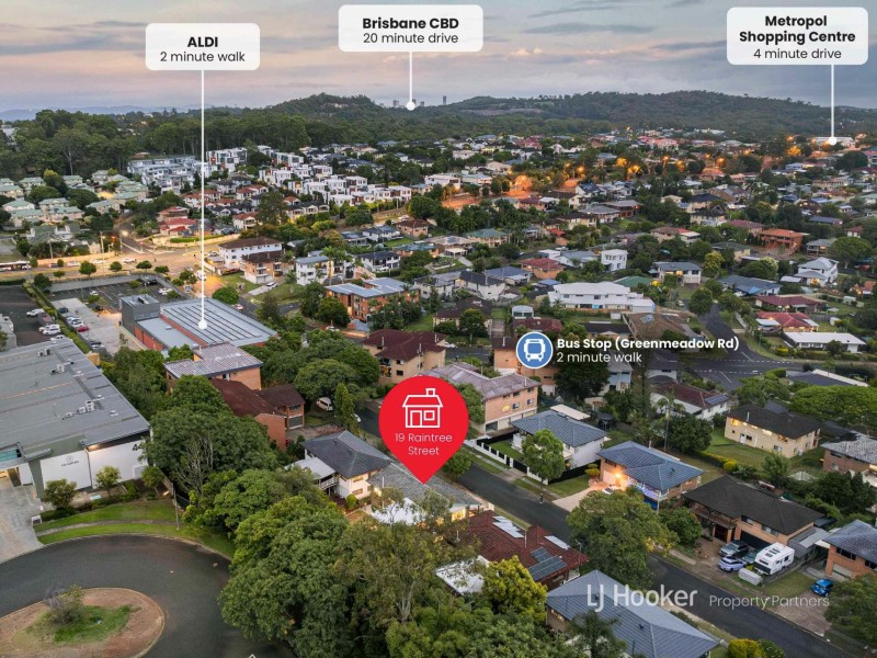 19 Raintree Street, Mansfield QLD 4122