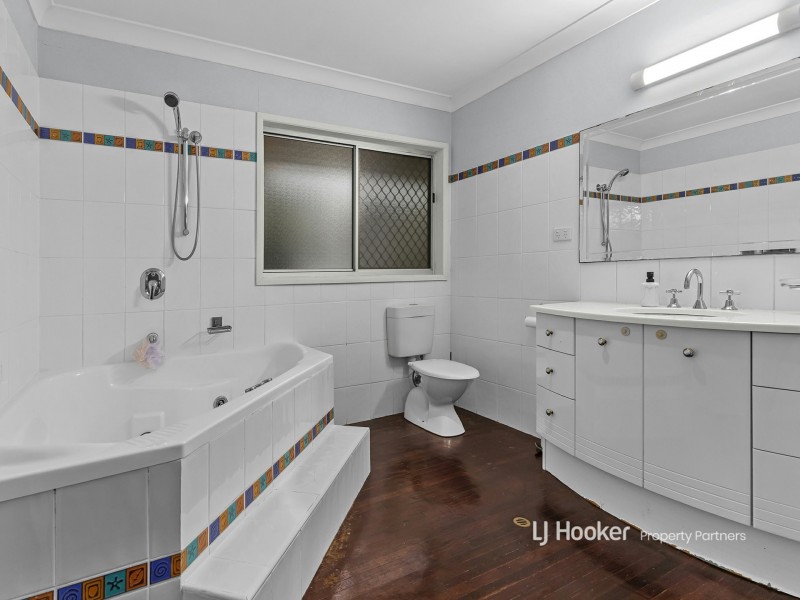 79 Ballarat Street, Mount Gravatt East QLD 4122