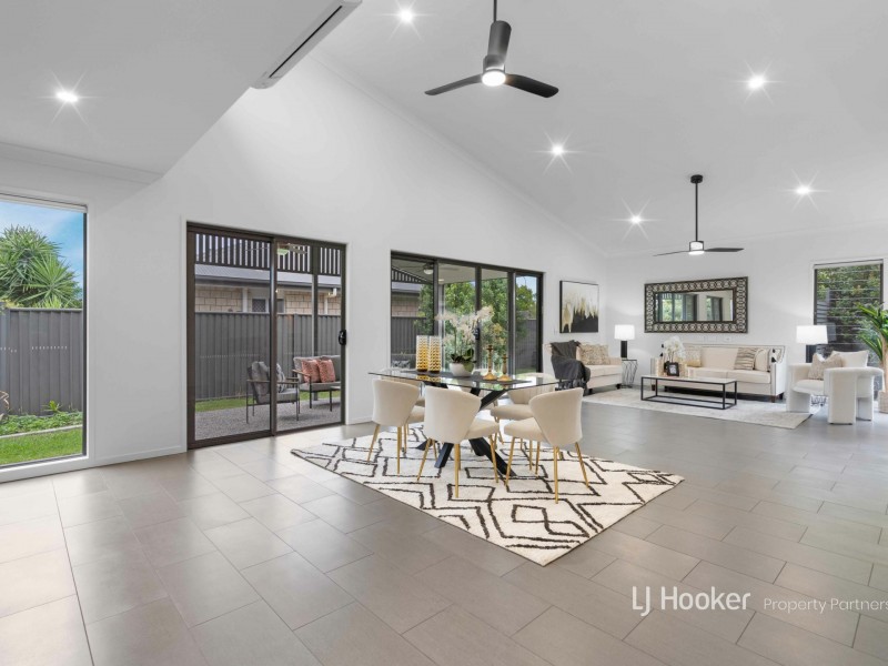 8 Gemini Circuit, Coomera QLD 4209