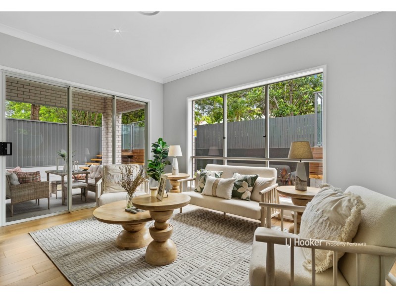 67 Steele Street, Holland Park QLD 4121