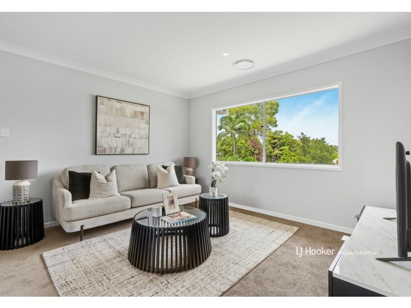 67 Steele Street, Holland Park QLD 4121