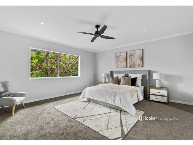 67 Steele Street, Holland Park QLD 4121