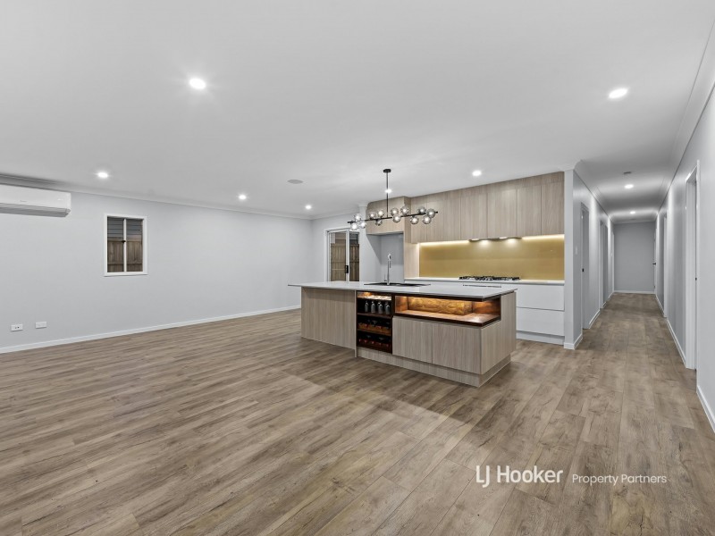 5 Watertower Street, Park Ridge QLD 4125