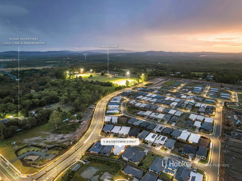 5 Watertower Street, Park Ridge QLD 4125