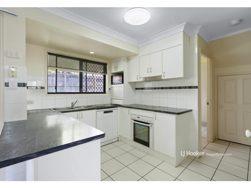 2/160 Chesterfield Crescent, Kuraby QLD 4112