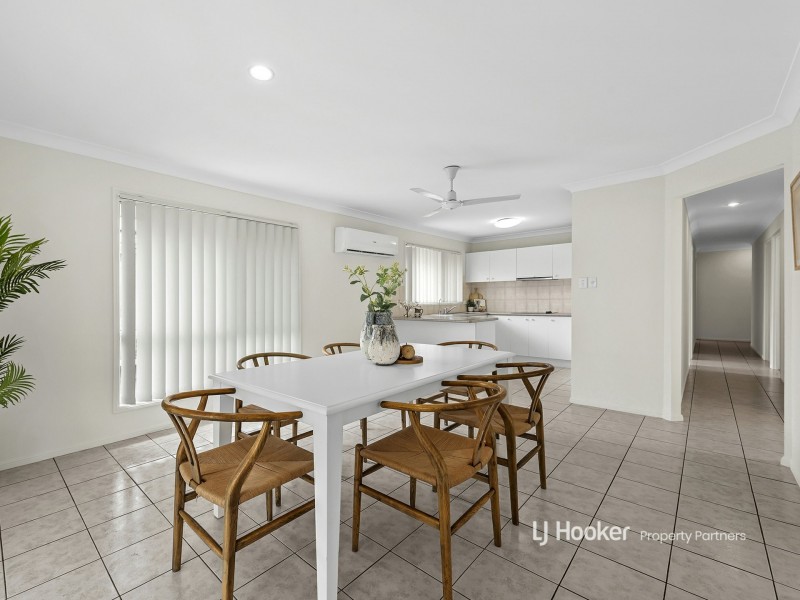 31 Regal Drive, Regents Park QLD 4118