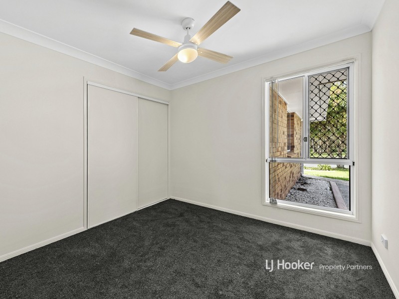 31 Regal Drive, Regents Park QLD 4118