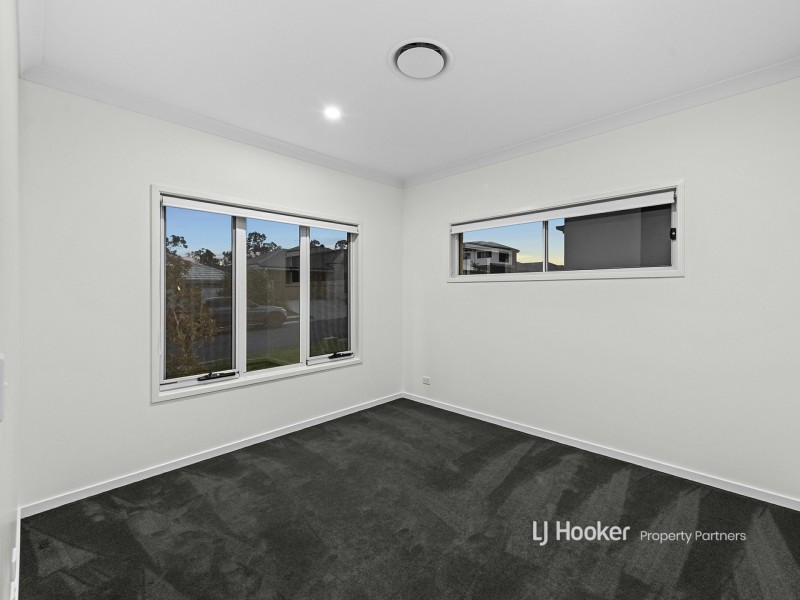 110 Davidson Circuit, Park Ridge QLD 4125