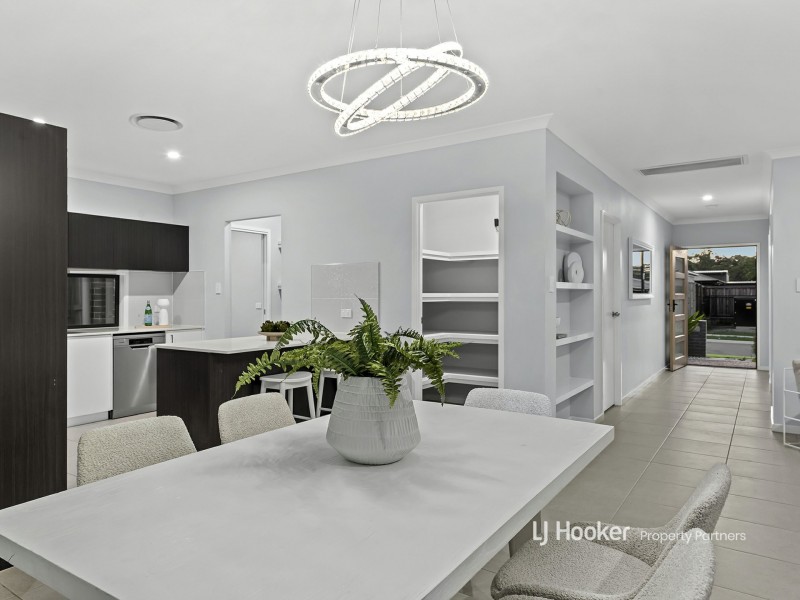 17 Ironbark Avenue, Park Ridge QLD 4125