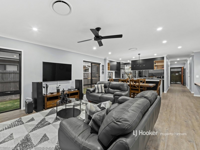 24 Ironbark Avenue, Park Ridge QLD 4125