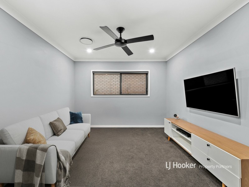 24 Ironbark Avenue, Park Ridge QLD 4125