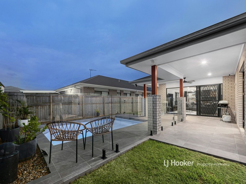 24 Ironbark Avenue, Park Ridge QLD 4125
