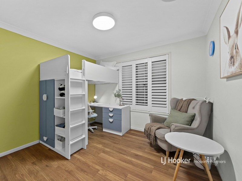 5 Lexington Place, Wishart QLD 4122