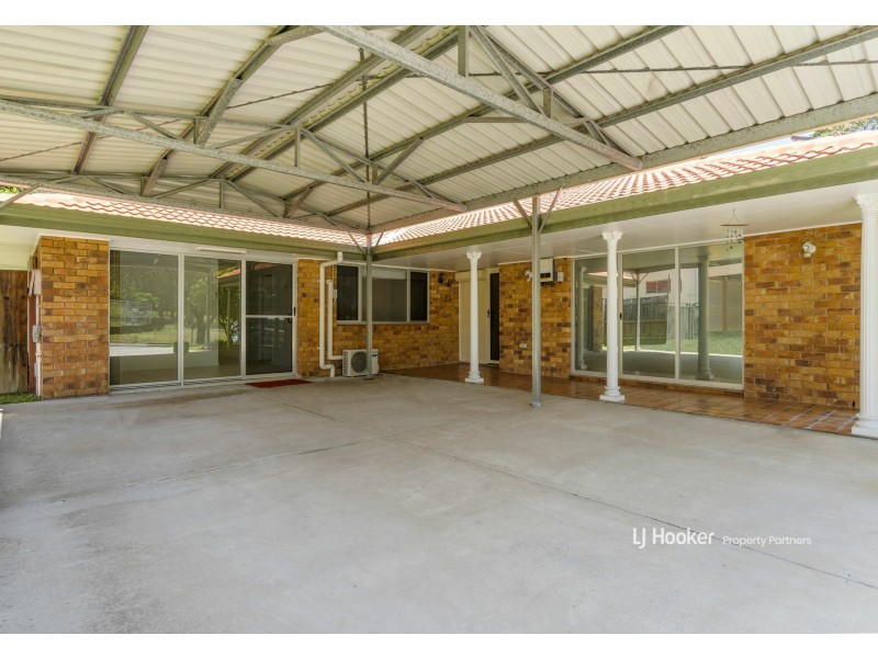 18 Brooklands Street, Eight Mile Plains QLD 4113