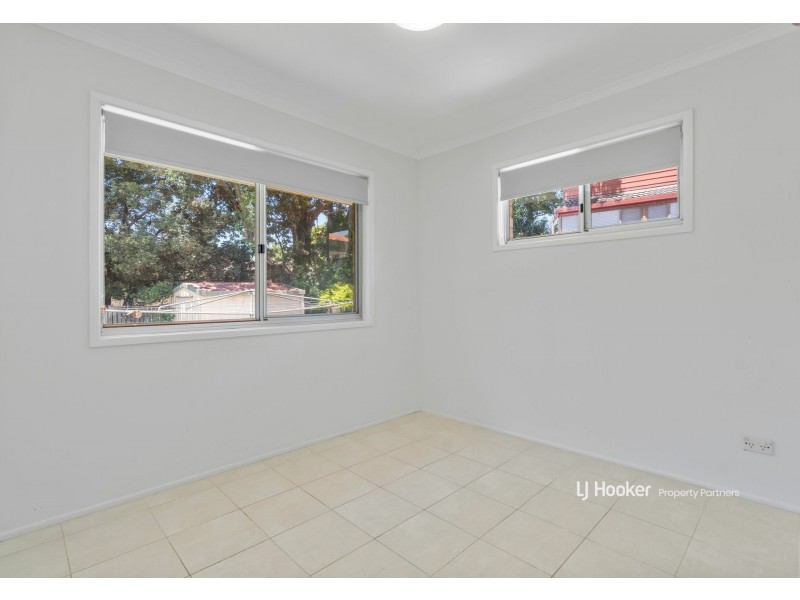 18 Brooklands Street, Eight Mile Plains QLD 4113