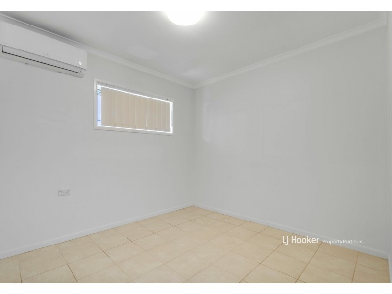 18 Brooklands Street, Eight Mile Plains QLD 4113