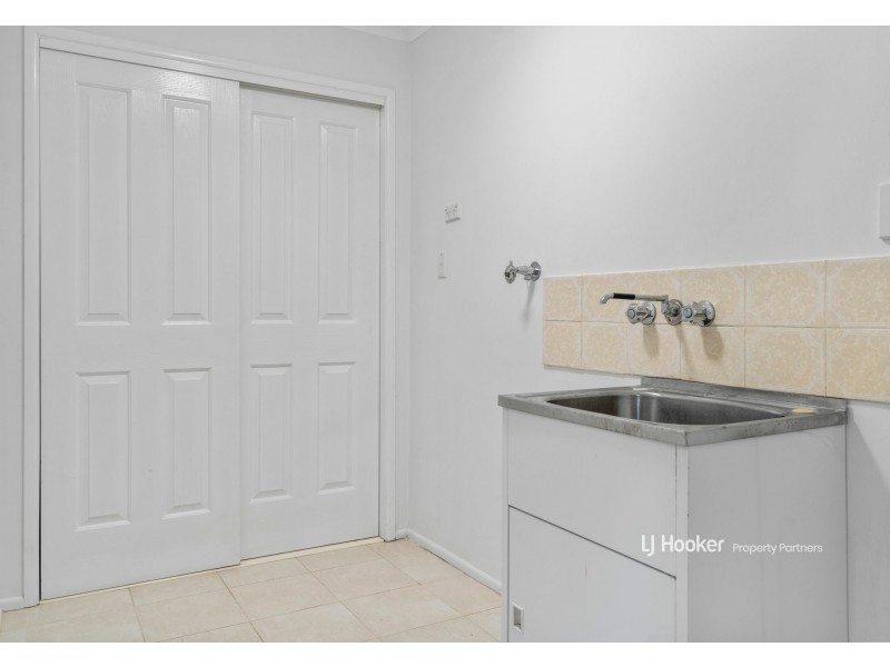 18 Brooklands Street, Eight Mile Plains QLD 4113