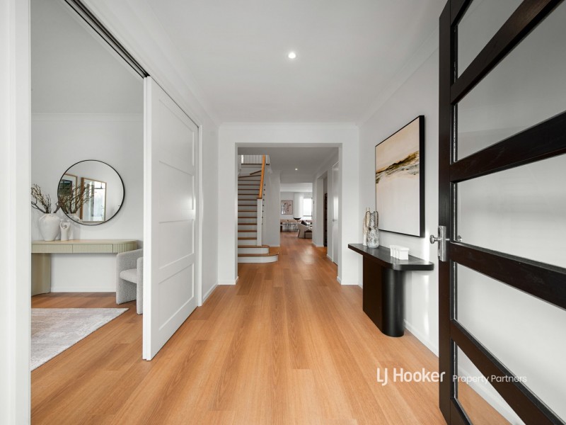 30 Walker Street, Coorparoo QLD 4151