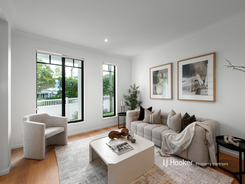 30 Walker Street, Coorparoo QLD 4151