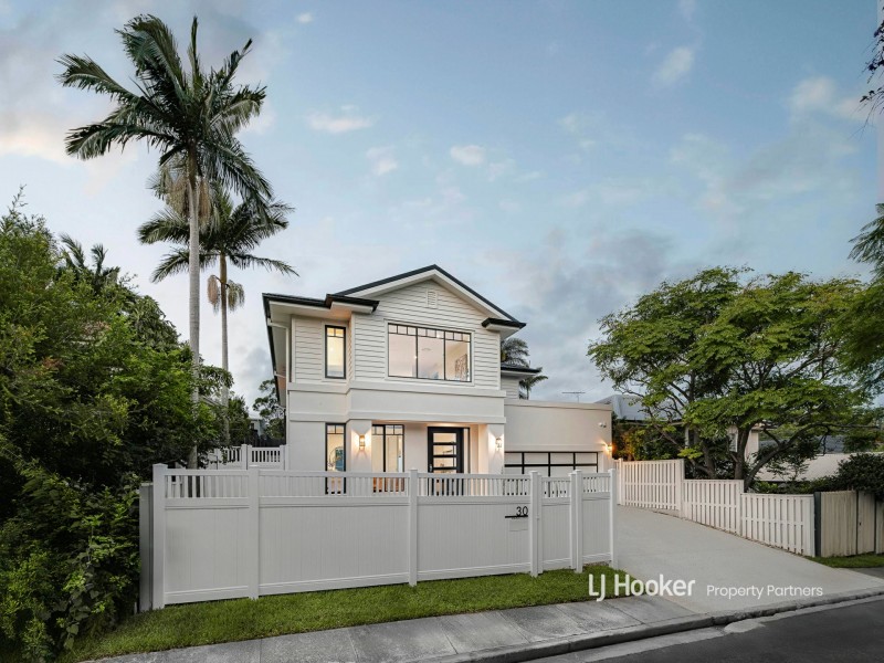 30 Walker Street, Coorparoo QLD 4151