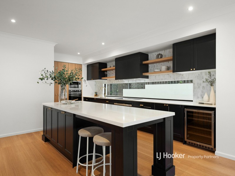 30 Walker Street, Coorparoo QLD 4151