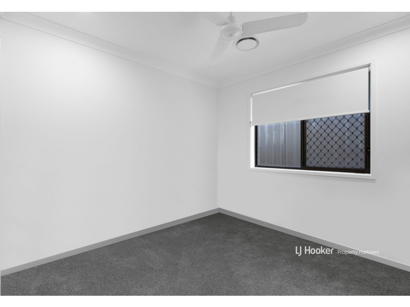 10 Heseltine Place, Pallara QLD 4110