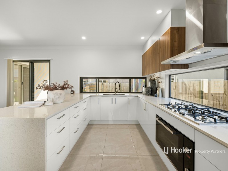 21 Leven Street, Coopers Plains QLD 4108