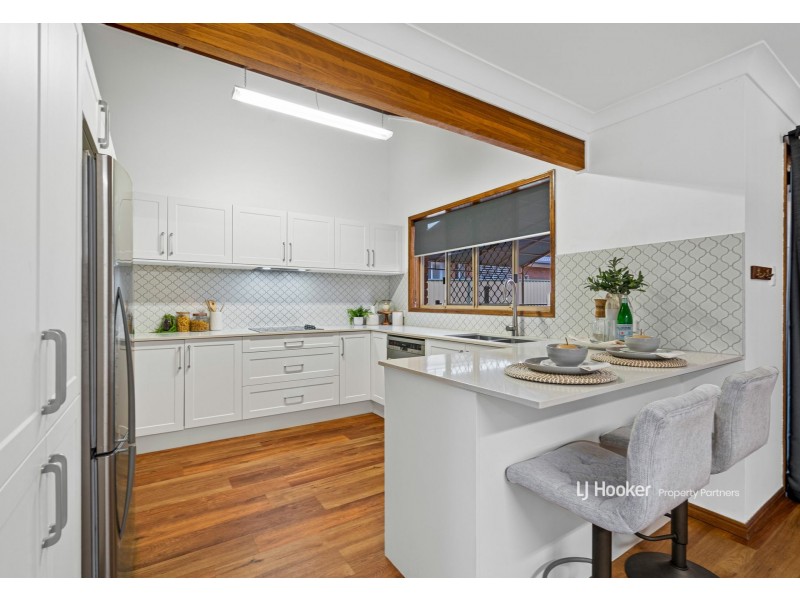 1 Pierce Court, Stretton QLD 4116