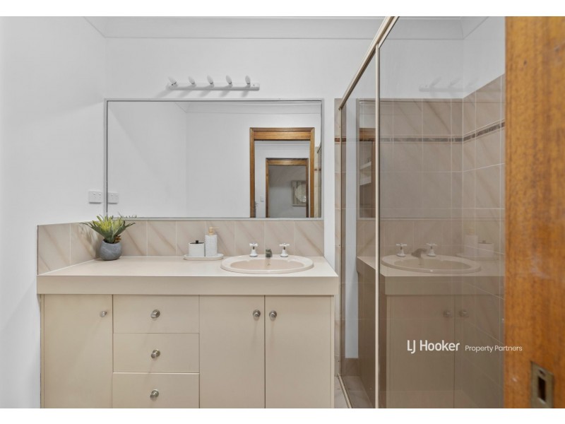 1 Pierce Court, Stretton QLD 4116