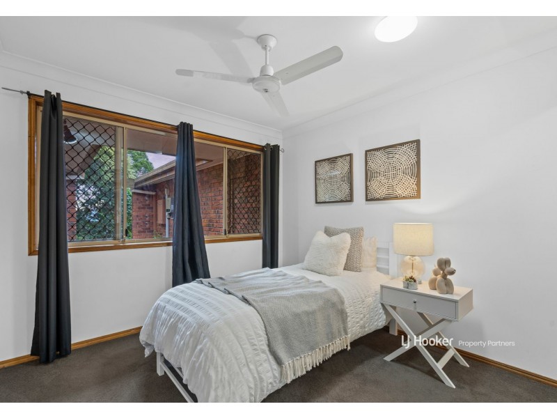 1 Pierce Court, Stretton QLD 4116