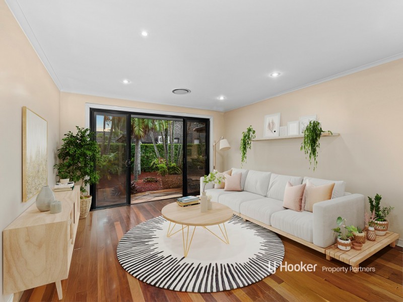 15 Angophora Street, Robertson QLD 4109