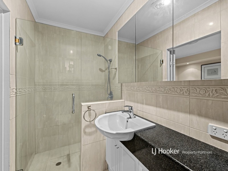 15 Angophora Street, Robertson QLD 4109